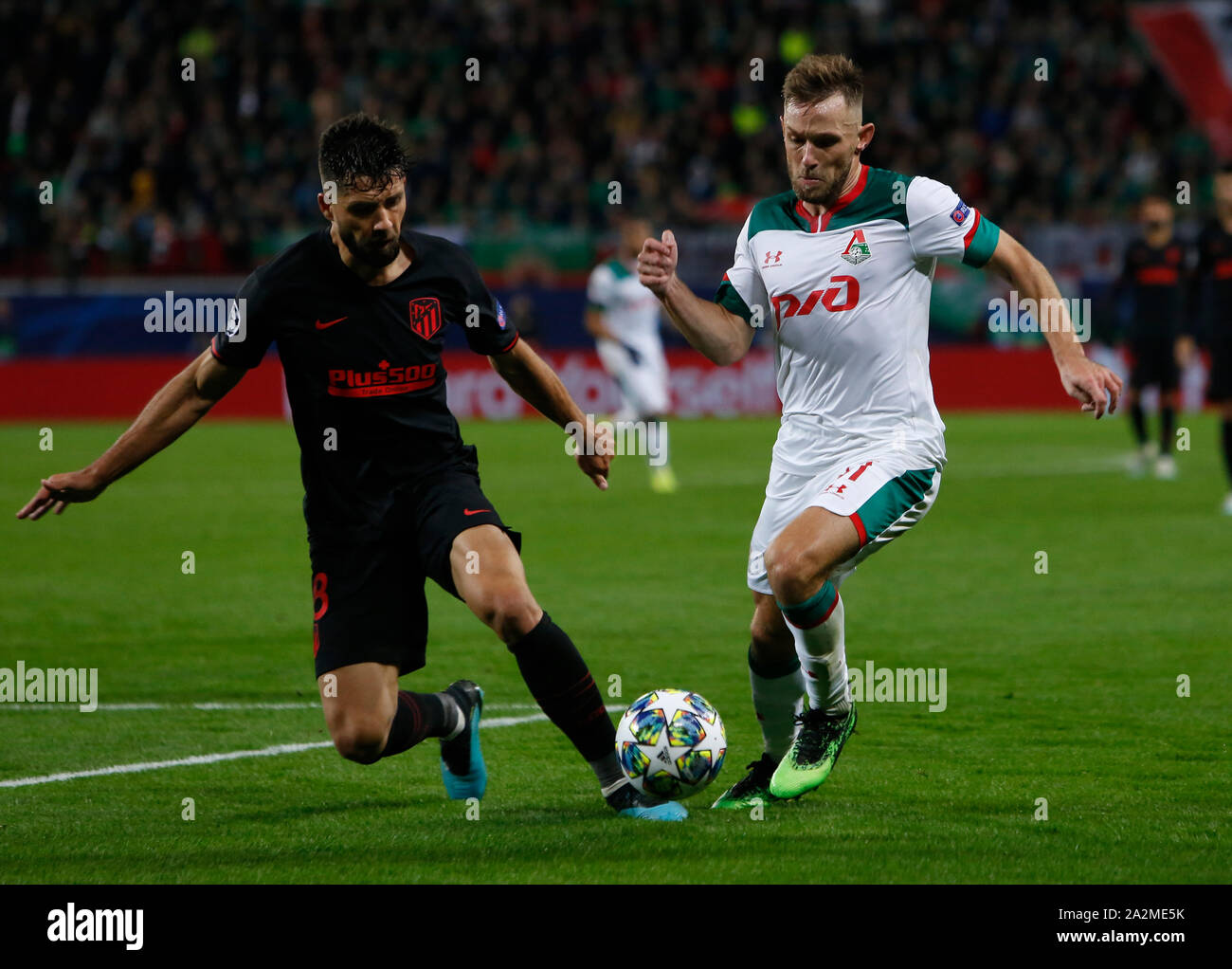 MOSCOW, RUSSIA - OCTOBER 01: Maciej Rybus (R) of Lokomotiv Moskva and Felipe of Atletico Madrid vie for the ball during the UEFA Champions League group D match between Lokomotiv Moskva and Atletico Madrid at RZD Arena on October 1, 2019 in Moscow, Russia. (Photo by MB Media) Stock Photo