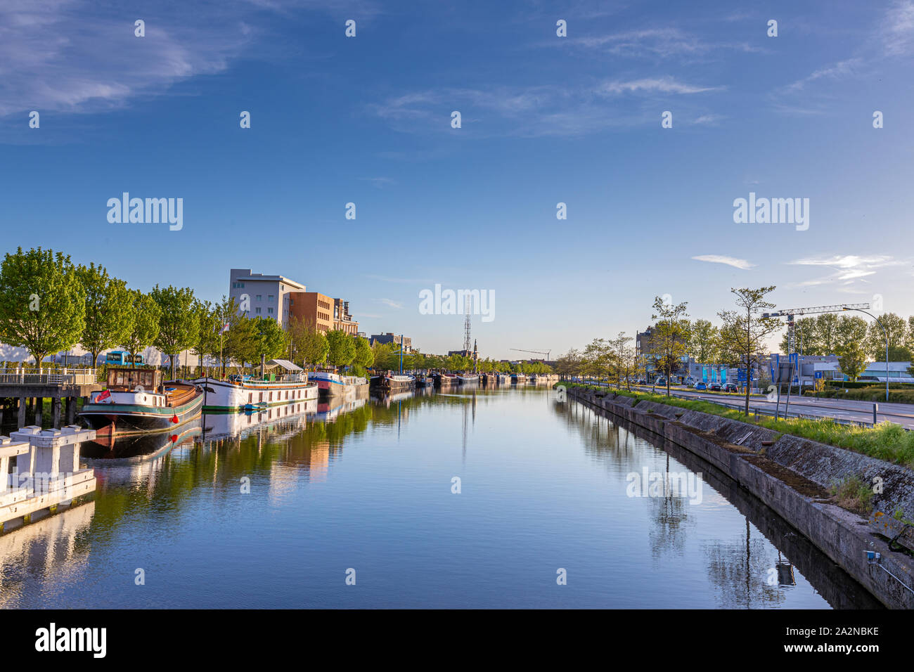 Tranquil view of the canal hi-res stock photography and images - Alamy