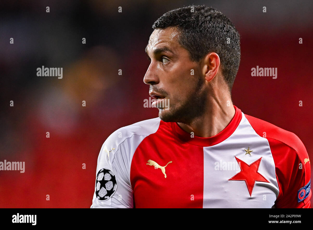 Prague, Czech Republic. 02nd Nov, 2017. Soccer Team of SK Slavia Praha pose  for photographer prior to the UEFA European Soccer League group A 4th round  match between Villarreal and Slavia Prague