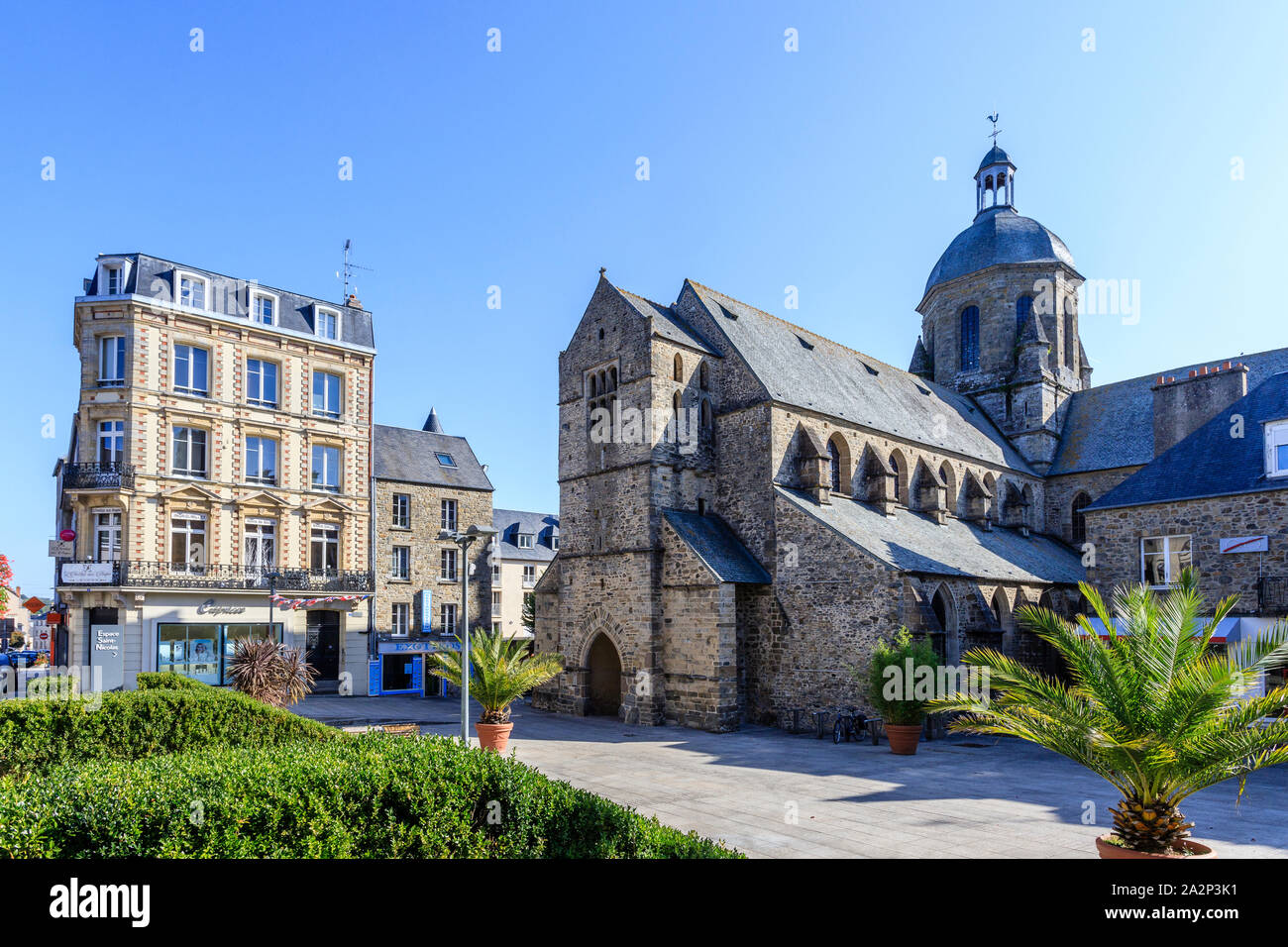 France, Manche, Cotentin, Coutances, Saint Nicolas church // France, Manche (50), Cotentin, Coutances, église Saint-Nicolas Stock Photo