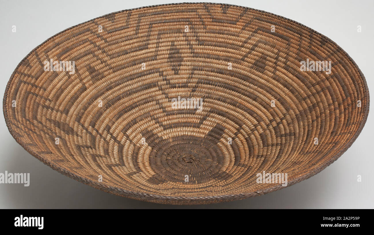 Basket, between 1890 and 1910, willow and devil's claw (martynia), Overall: 6 3/8 inches × 19 1/4 inches (16.2 × 48.9 cm Stock Photo