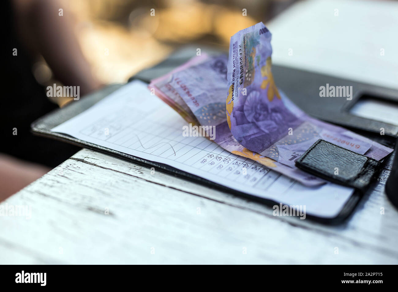 Restaurant bill tray hires stock photography and images Alamy