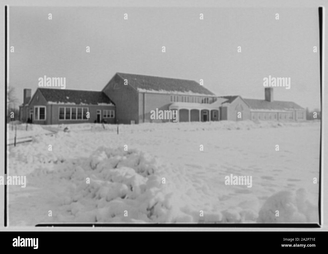 Quaker Ridge Elementary School, Weaver St., Scarsdale, New York Stock