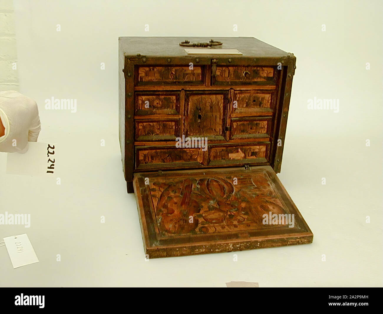 Dutch Cabinet Stock Photos Dutch Cabinet Stock Images Alamy