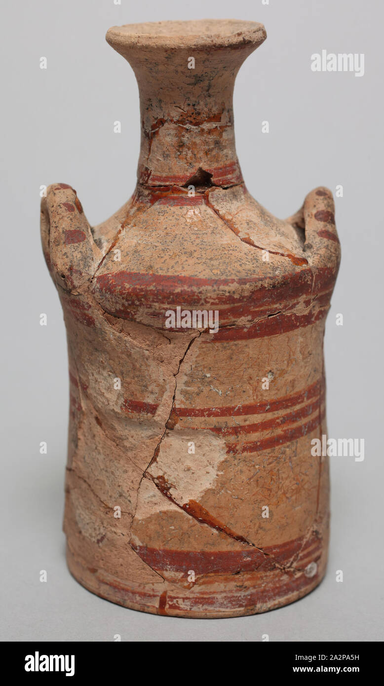 Pyxis bottle hires stock photography and images Alamy