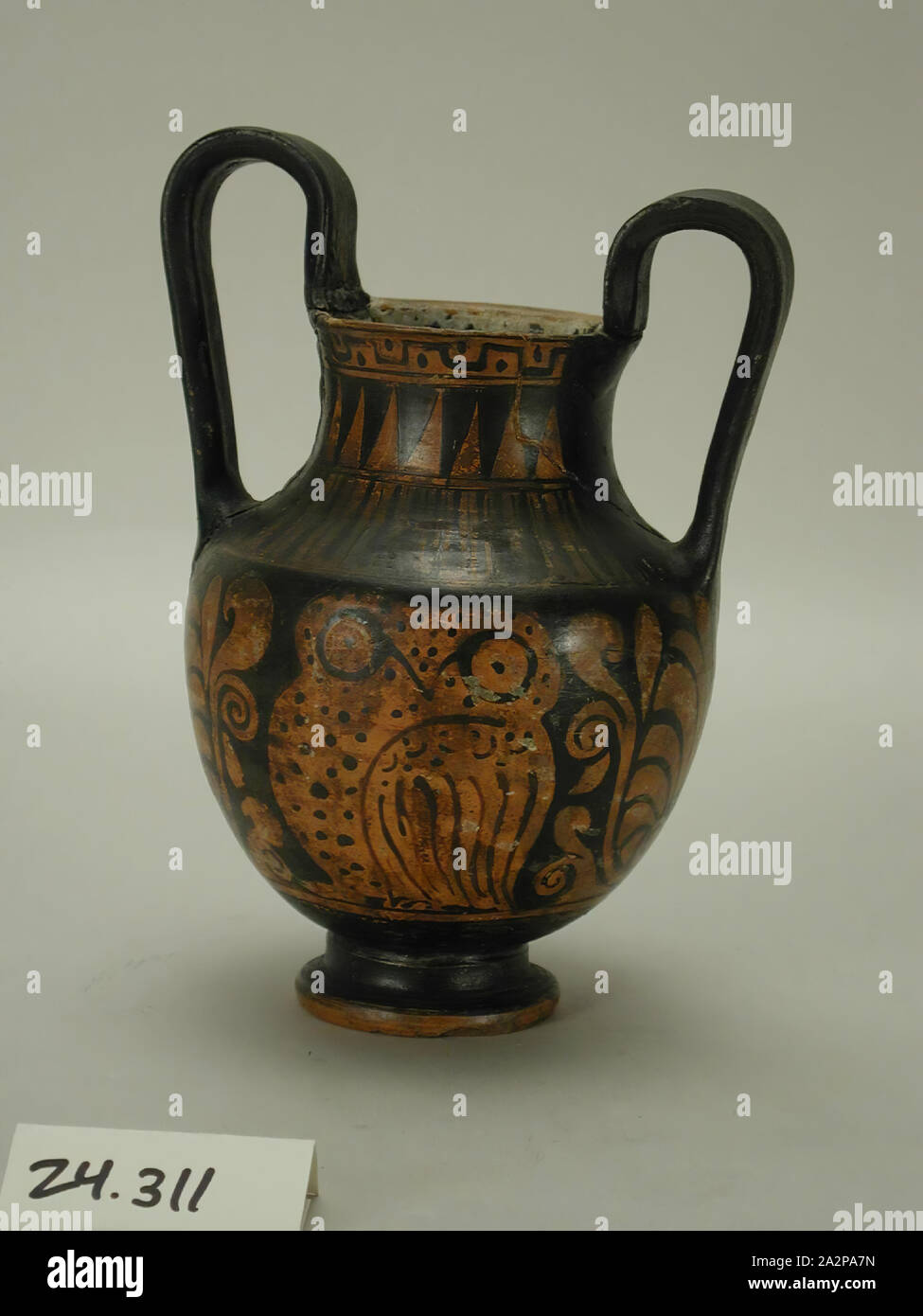 Red Figure Ware 7 6 century bc hi-res stock photography and images - Alamy