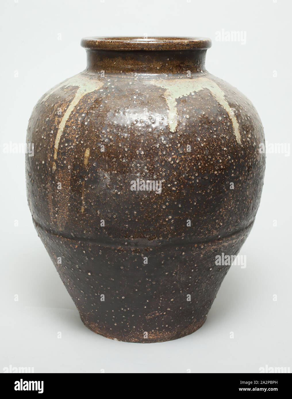 Unknown (Japanese), Jar, 16th/17th Century, Height 13 1/2 in Stock Photo