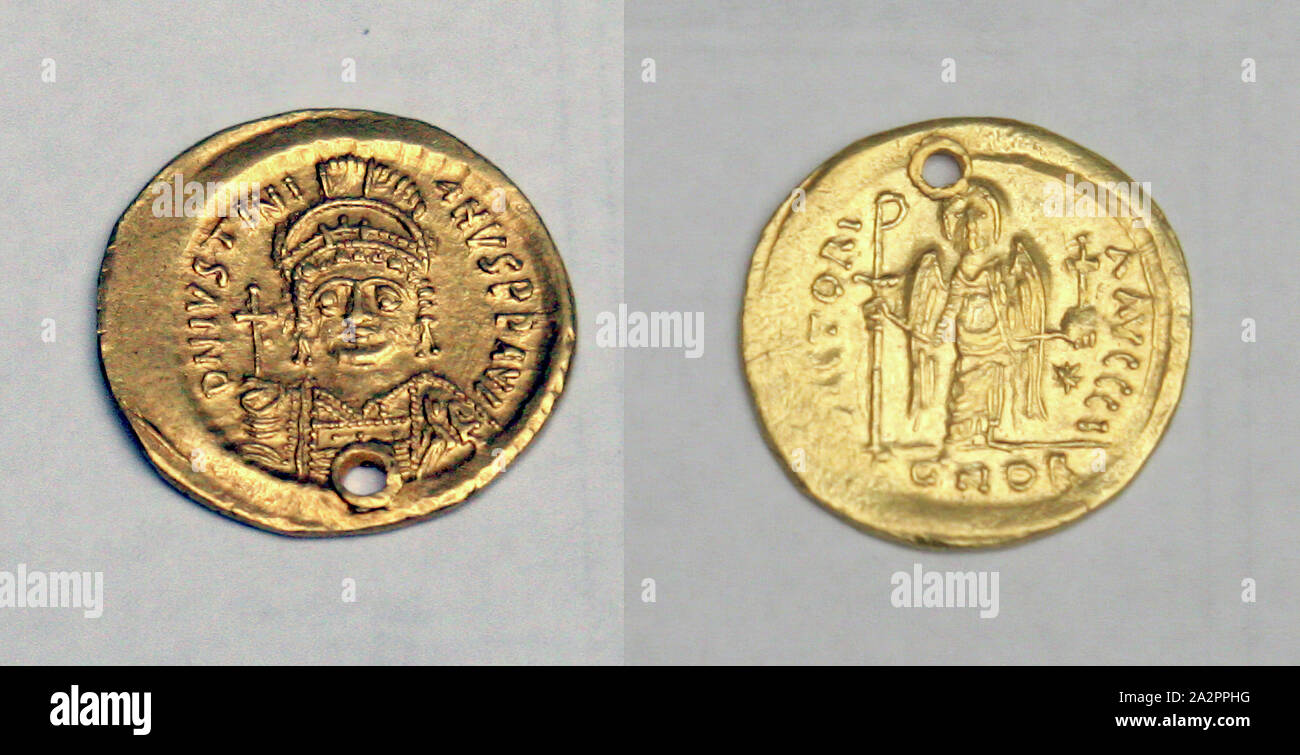 Byzantine, Roman, Solidus of Justinian I, 527-565 AD, 538/565 AD, 13/16 in. diam. (2.1 cm Stock Photo