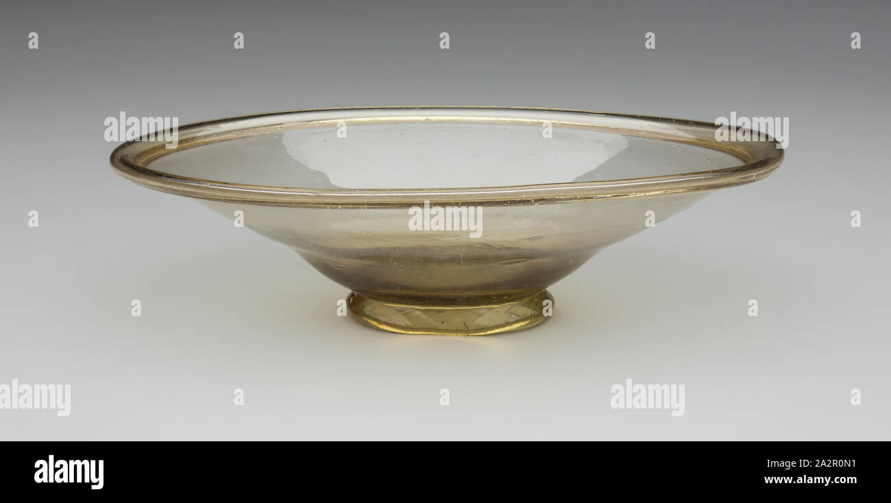 Roman dish hi-res stock photography and images - Alamy