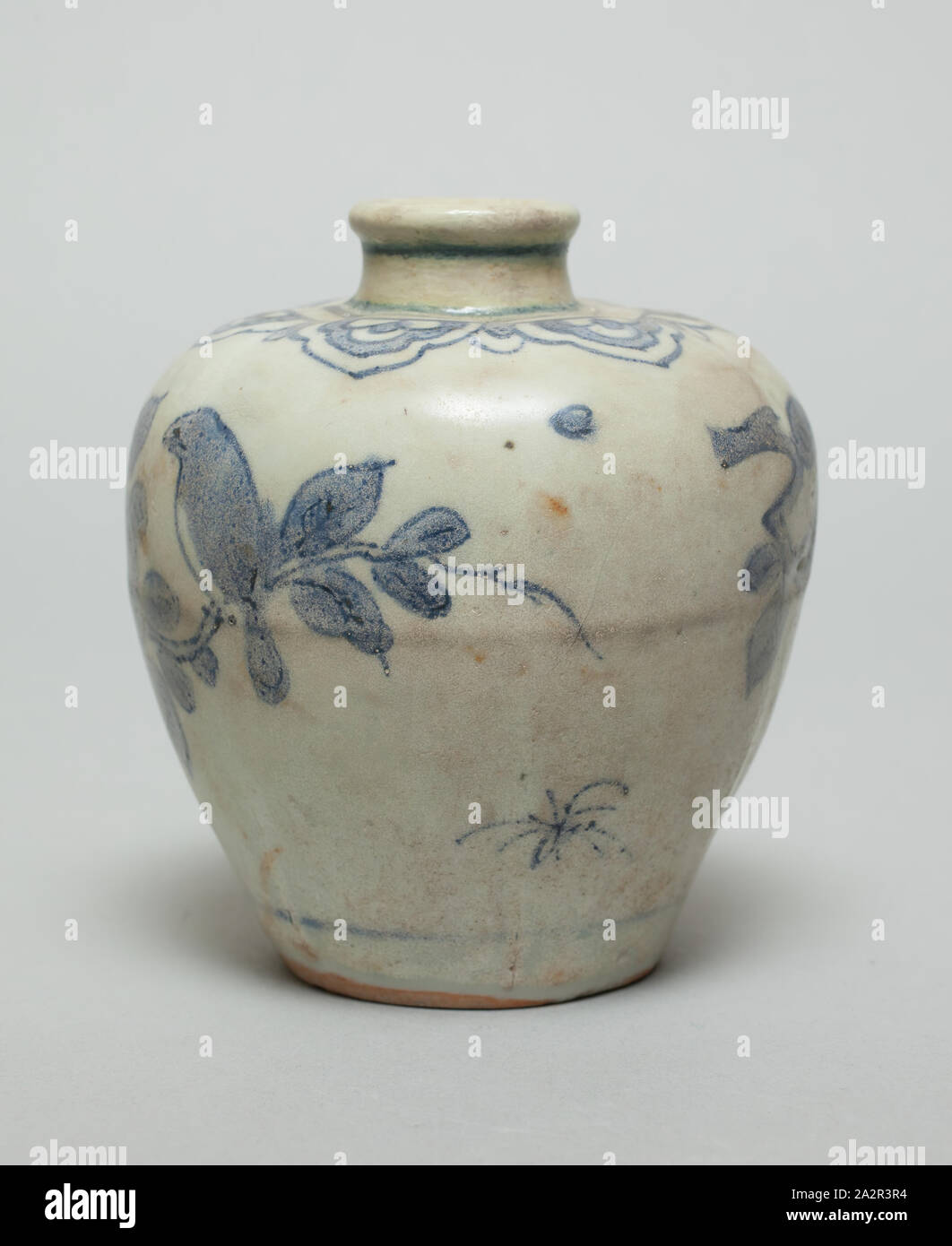 Porcelaneous stoneware hi-res stock photography and images - Alamy