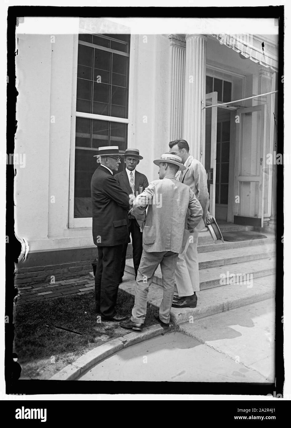 R.T.H. Halsey with newspapermen, 7/8/25 Stock Photo