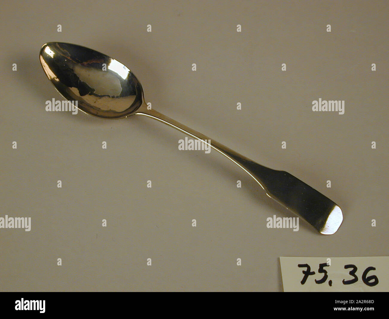https://c8.alamy.com/comp/2A2R68D/teaspoon-between-1810-and-1820-silver-overall-5-78-1-14-12-inches-149-32-13-cm-2A2R68D.jpg