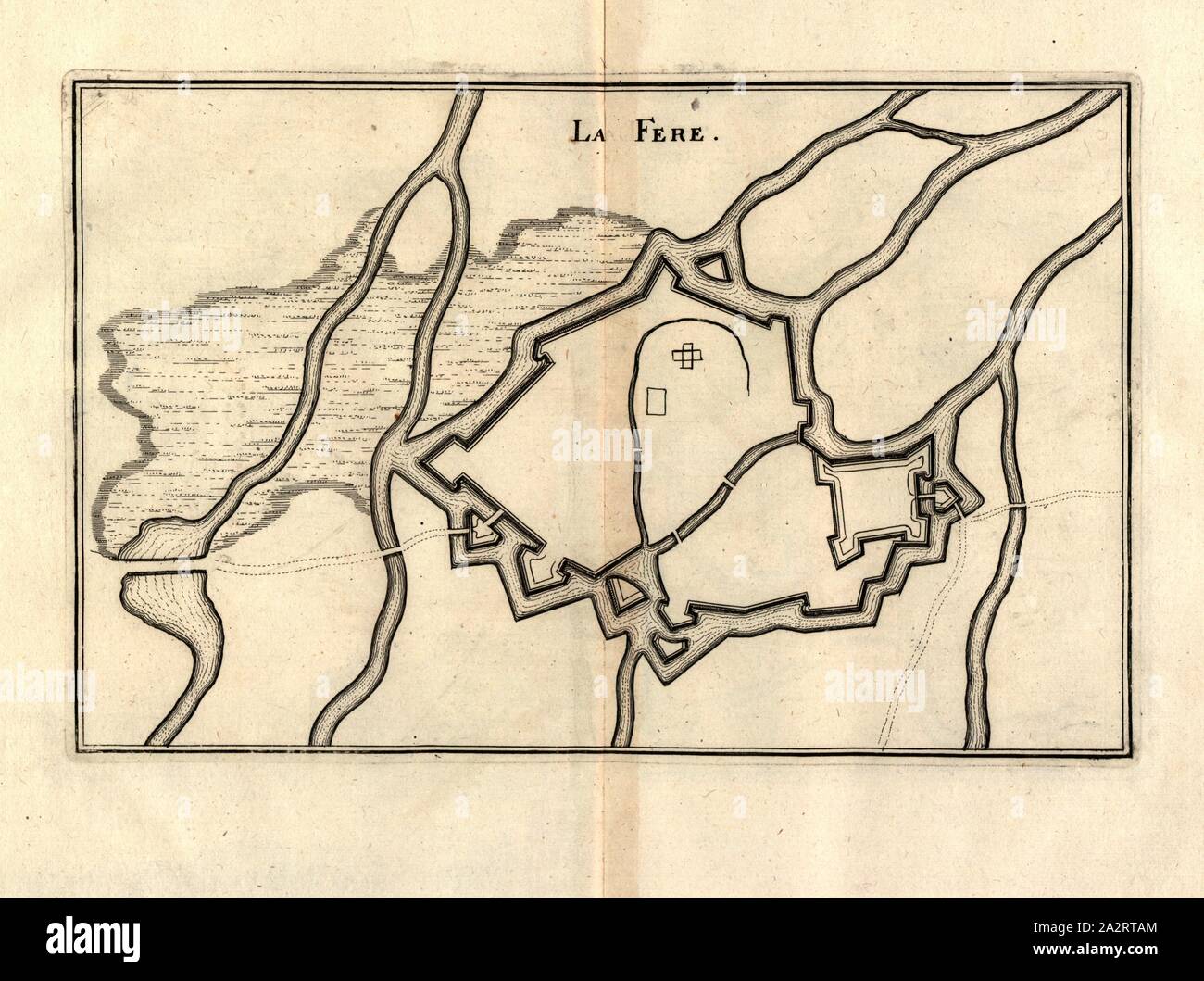 La Fere, La Fère in France, Fig. 132, p. 22, 1661, Martin Zeiller: Topographia Galliae, oder Beschreibung und Contrafaitung der vornehmbsten und bekantisten Oerter in dem mächtigen und grossen Königreich Franckreich: beedes auss eygner Erfahrung und den besten und berühmbtesten Scribenten, so in underschiedlichen Spraachen davon aussgangen seyn, auch auss erlangten Bericht und Relationen von etlichen Jahren hero zusammen getragen, in richtige Ordnung gebracht und auff Begehren zum Druck verfertiget. Franckfurt am Mayn: in Verlag Caspar Merians, 1655-1661 Stock Photo