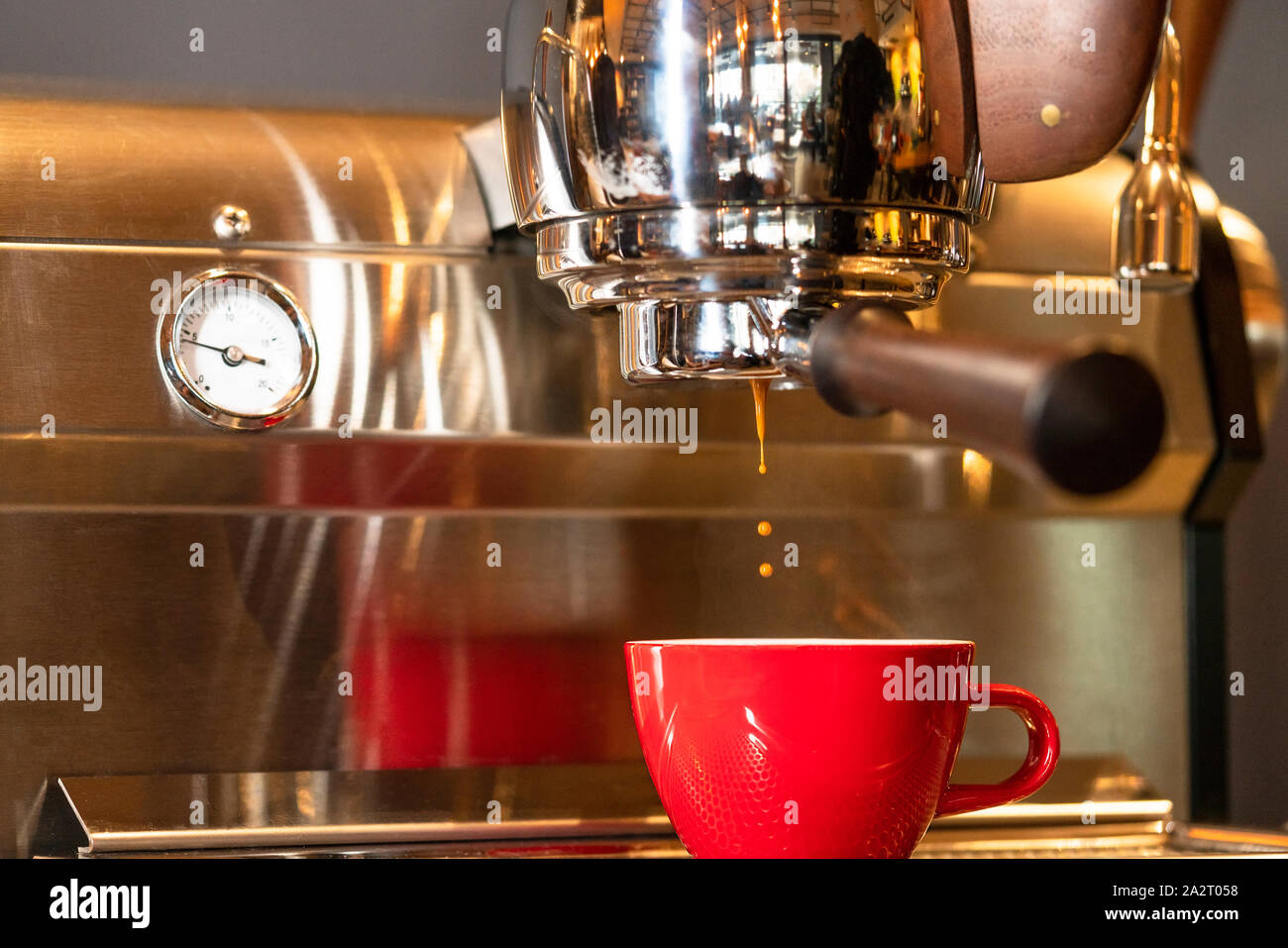 Making Espresso Coffee Stock Photo Alamy