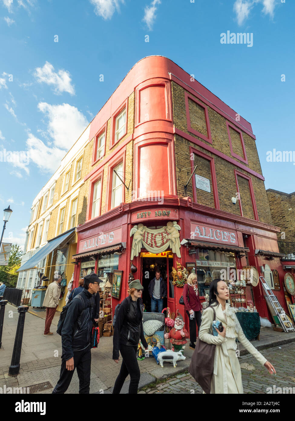 Alice's antique & curiosity shop (as featured in the film 'Paddington'), on the corner of Portabello road, Notting Hill, London. Stock Photo