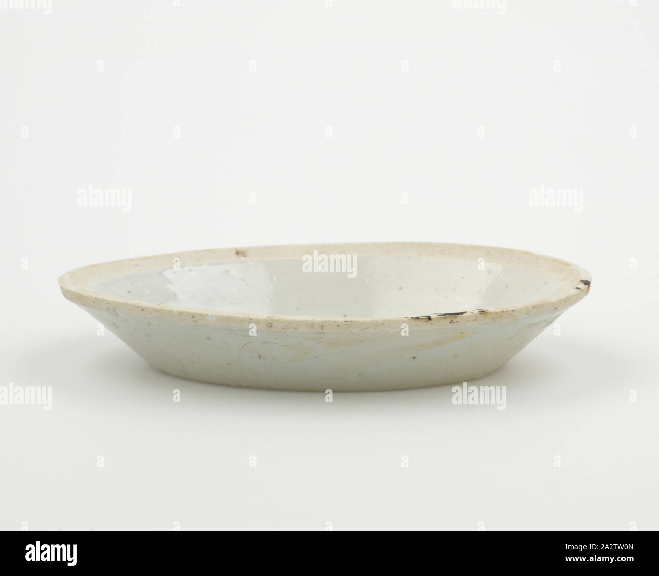 dish, glaze, 7/8 x 5-1/4 in., Asian Art Stock Photo