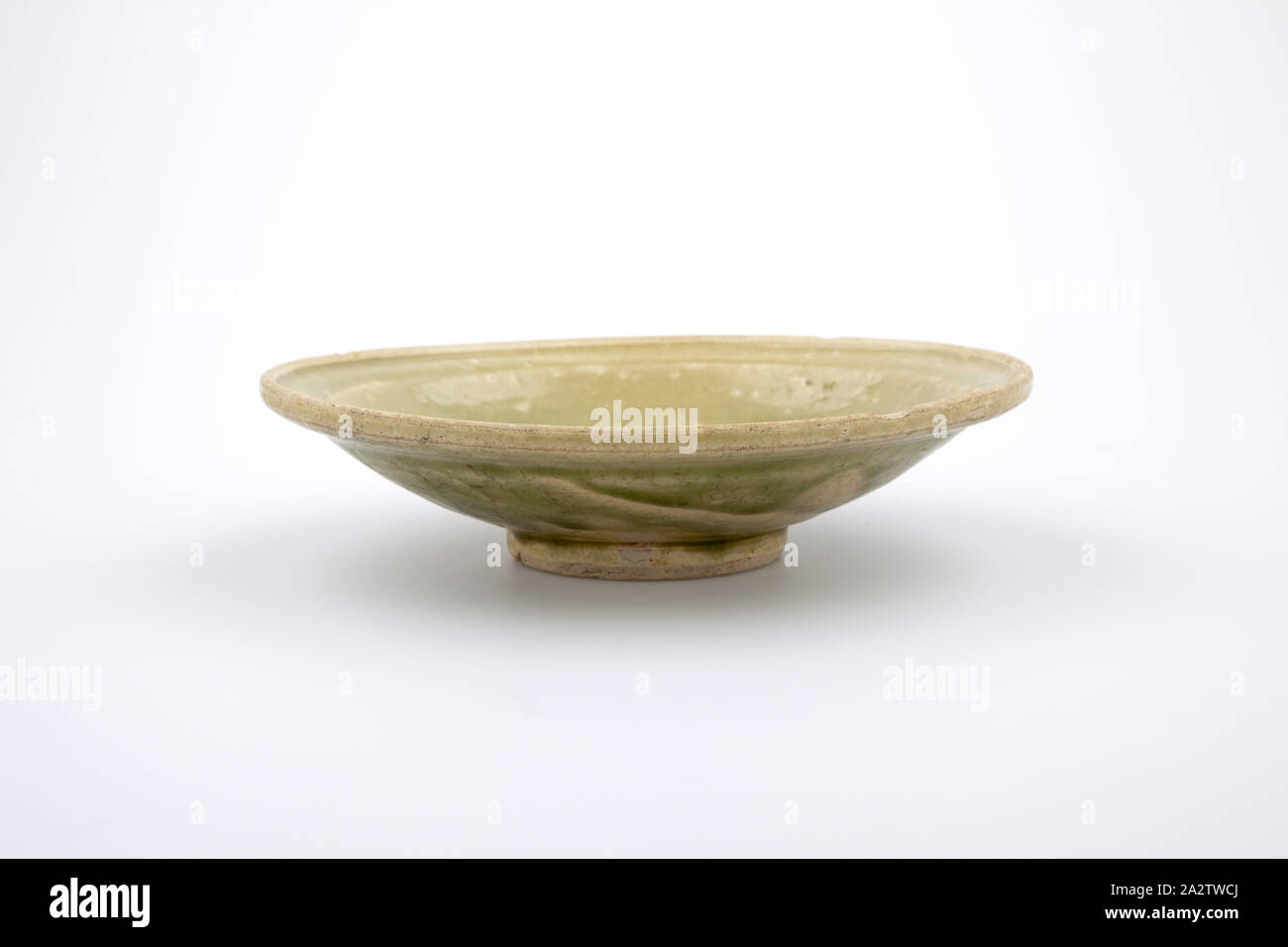 dish, Green Glaze, 1-5/8 x 6-9/16 (diam.) in., Asian Art Stock Photo