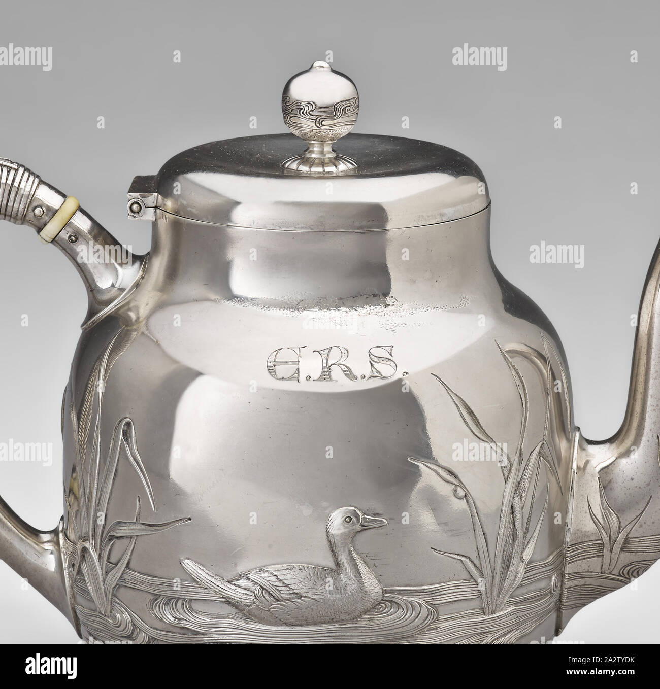 https://c8.alamy.com/comp/2A2TYDK/teapot-dominick-haff-manufacturer-american-giles-brothers-and-company-retailer-american-1881-silver-ivory-6-38-x-9-x-5-in-inscribed-side-ers-stamped-underside-116-stamped-underside-sterling-stamped-underside-giles-bros-co-stamped-underside-925-in-a-rectangle-outline-of-a-circle-1-8-8-1-in-a-square-turned-on-a-45-degree-angle-decorative-arts-2A2TYDK.jpg