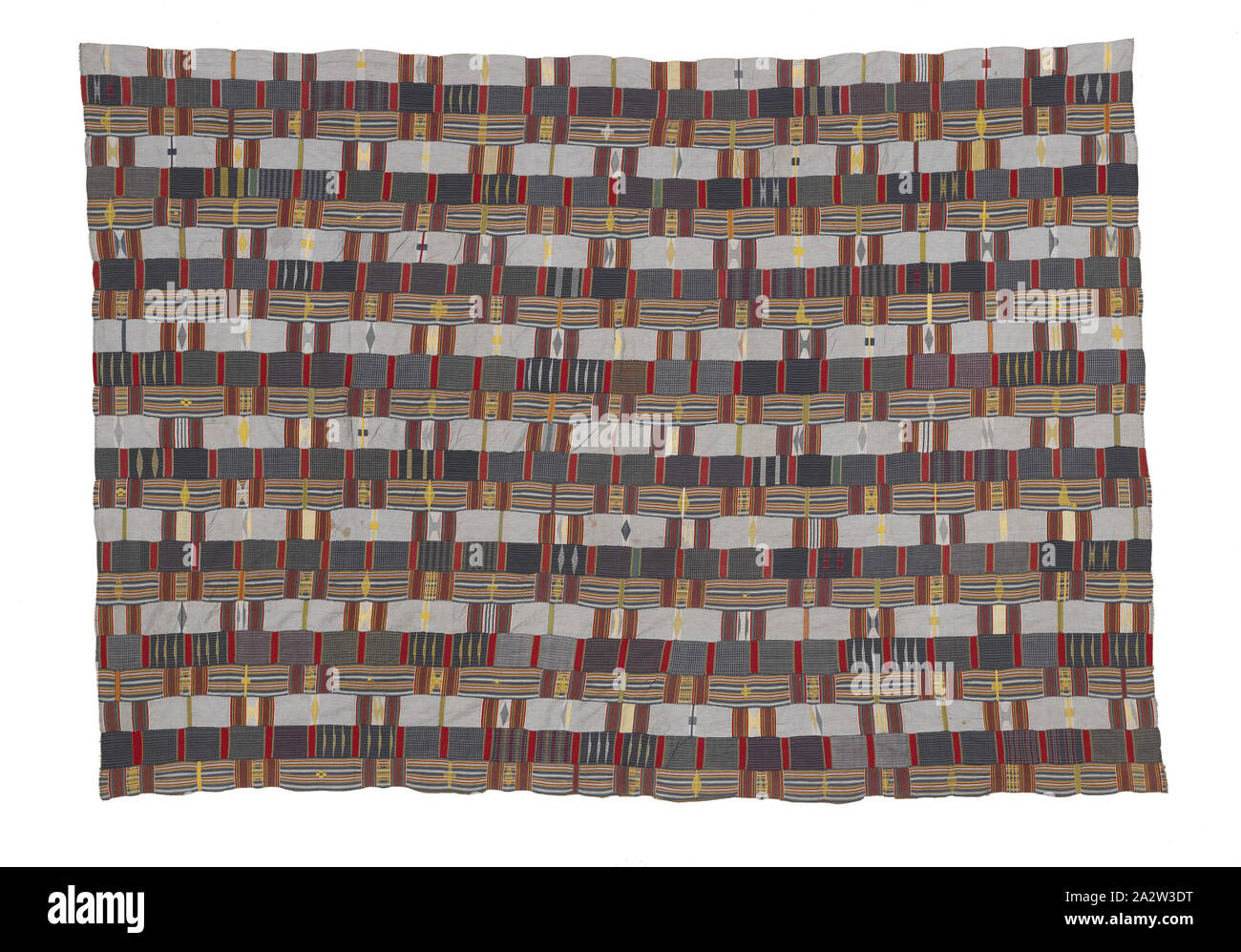 man's wrapper; kente, Asante people, late 1900s, rayon, height: 99-13/16 in depth: 51-7/8 in, Textile and Fashion Arts Stock Photo
