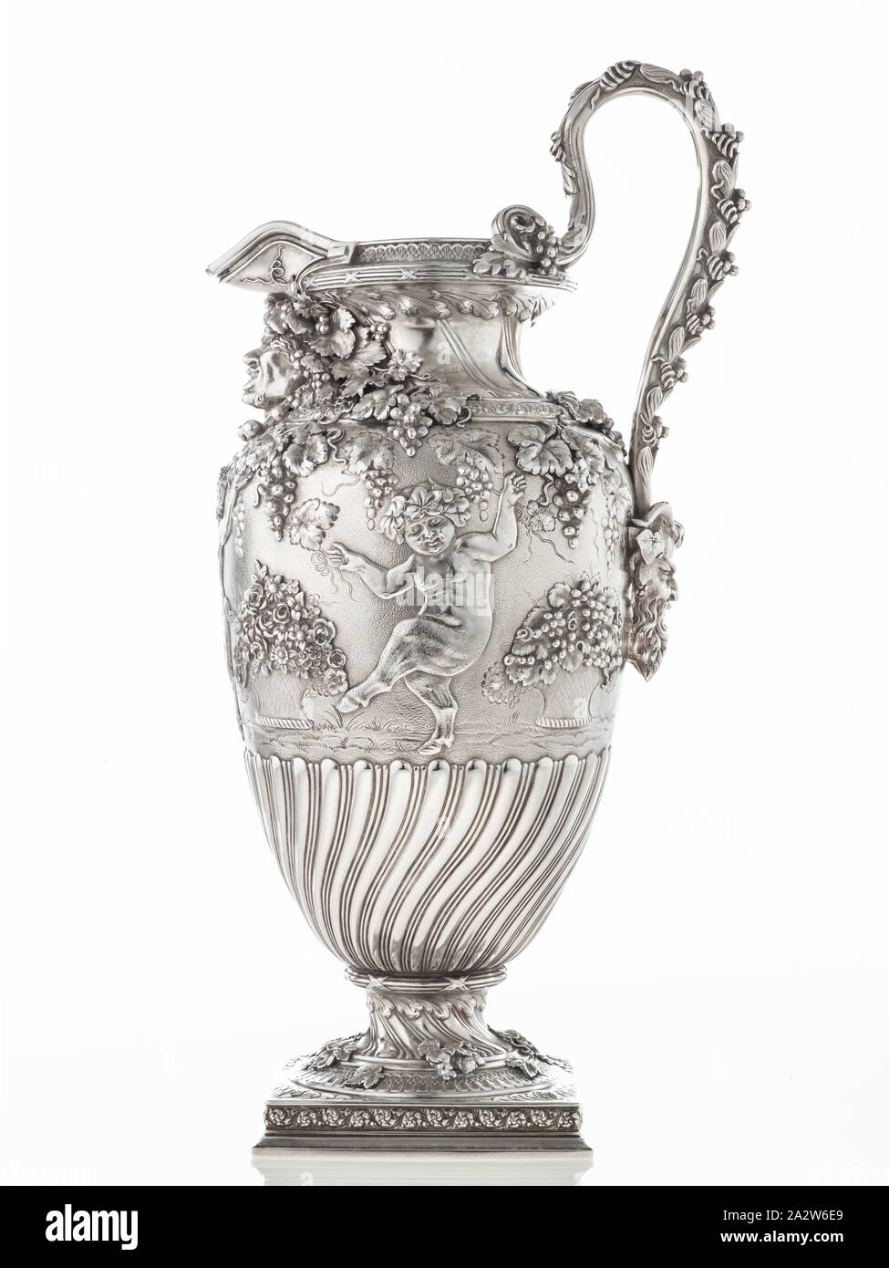 wine ewer, Tiffany & Co., Manufacturer (American), about 1890, silver, 18-1/2 x 7-1/4 x 9-3/4 in., Inscribed, at underside: Thomas Horncastle Esquire Presented by the Mutual Life Insurance Company of New York Jan 1 1890 Inscribed, at underside in center: Tiffany & Co. 5659 Makers 7117/ STERLING SILVER/ 925-1000/ M, 5Q'TS Inscribed, scratched at underside: 116/85 589, 461698, Decorative Arts Stock Photo