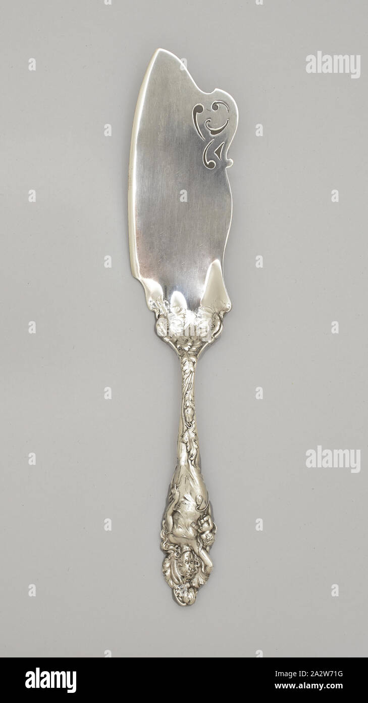 Love Disarmed pattern pattern cake knife, Reed & Barton, Manufacturer (American), Charles A. Bennett, Designer (American, about 1869-1939), 1899, silver, 13-3/4 x 2-3/4 x 1-1/4 in., Marked, underside of stem, near knife end: [eagle, R in a cartouche, lion rampant facing left] STERLING PAT. APPL'D FOR, Decorative Arts Stock Photo