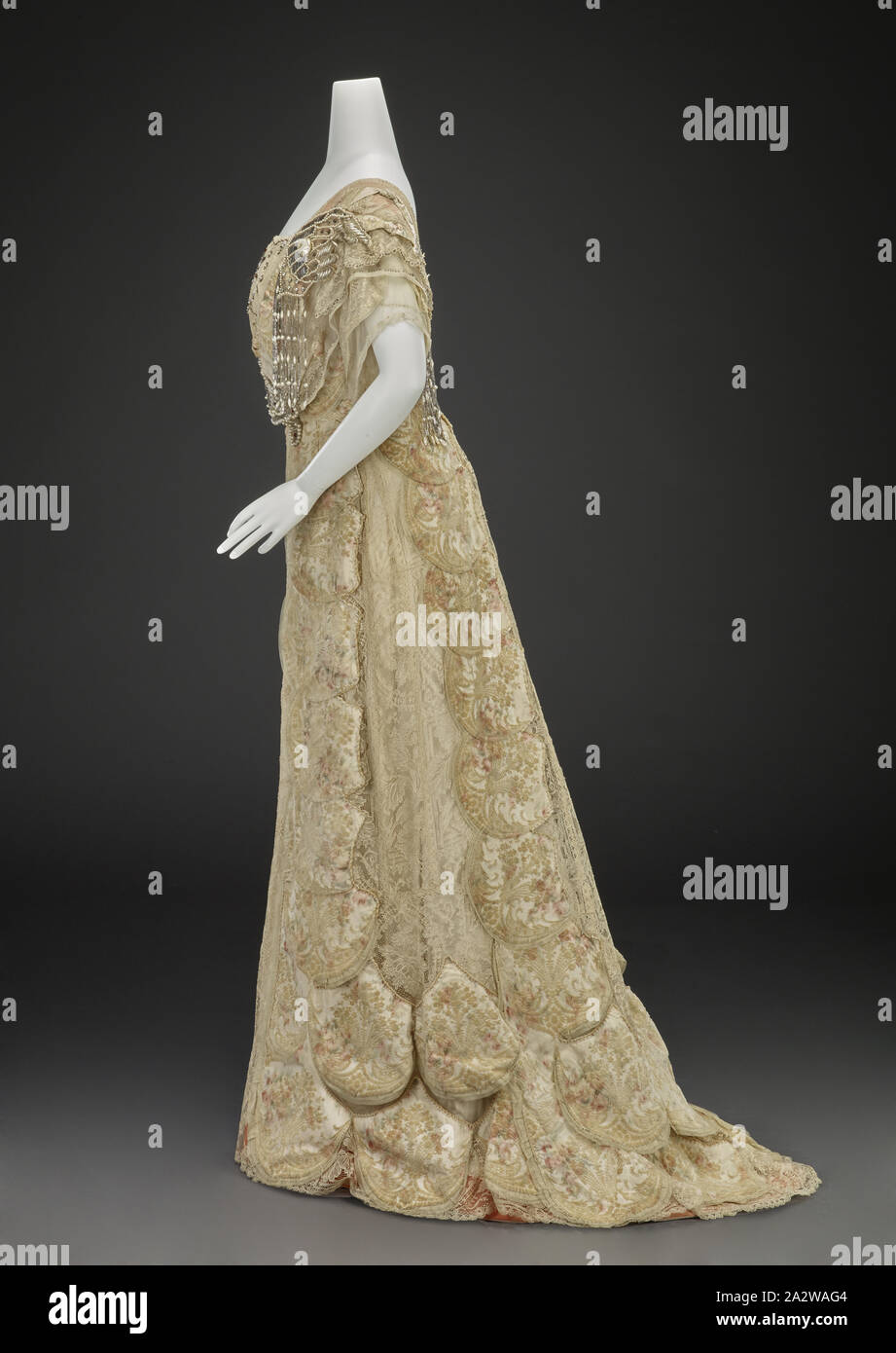 evening dress, Girolamo Giuseffi, Designer (American, 1864-1934), G.  Giuseffi Ladies' Tailoring Company, Design House (American), 1905-1908,  silk velvet, silk lace, silk netting, silk chiffon, pearls, steel beads,  bugle beads, rhinestones, center back