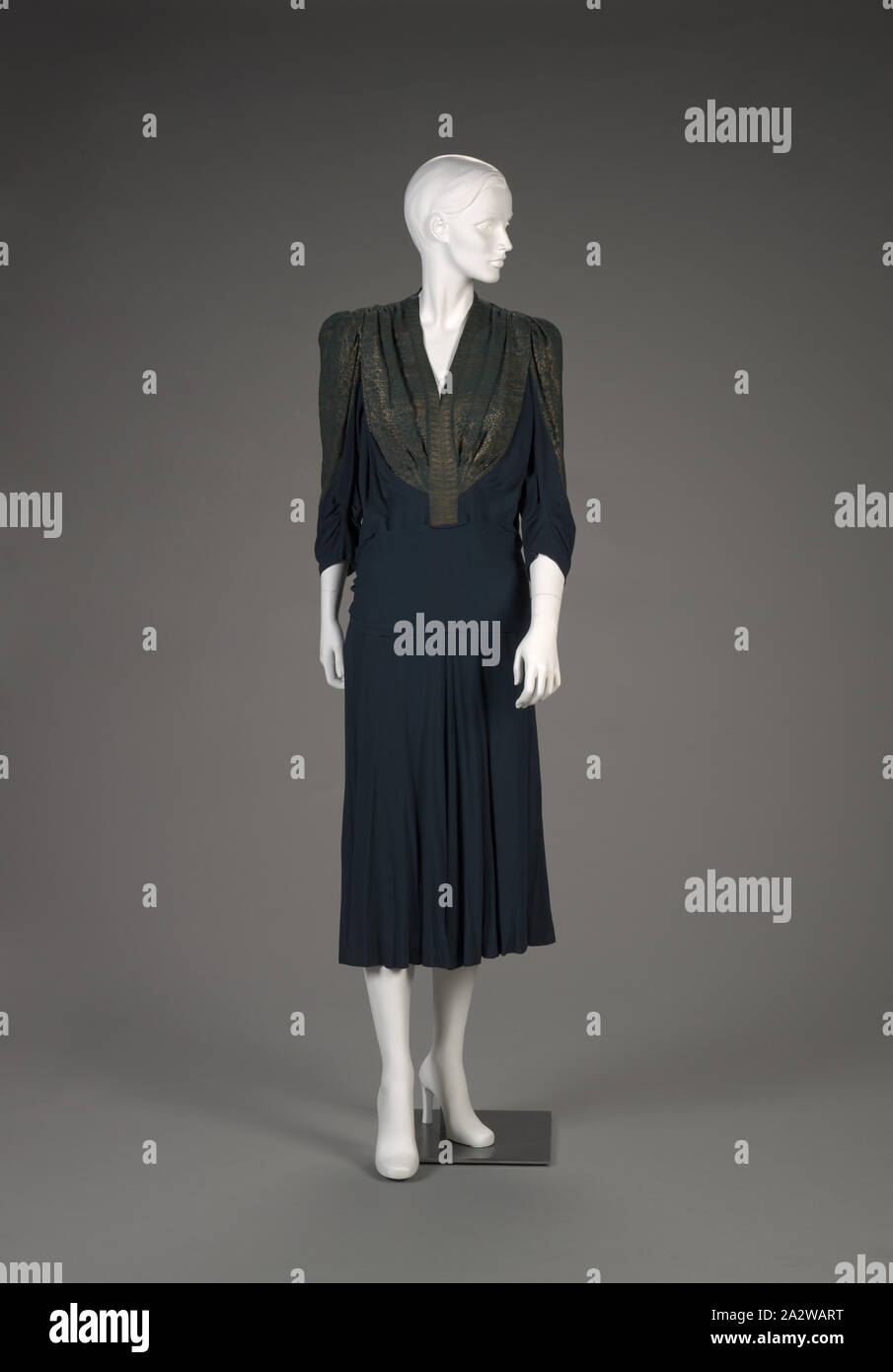 dress, early 1940s, silk crepe, metal, cotton, center back length: 47-1/2 in., Anna Duke/New York, Textile and Fashion Arts Stock Photo