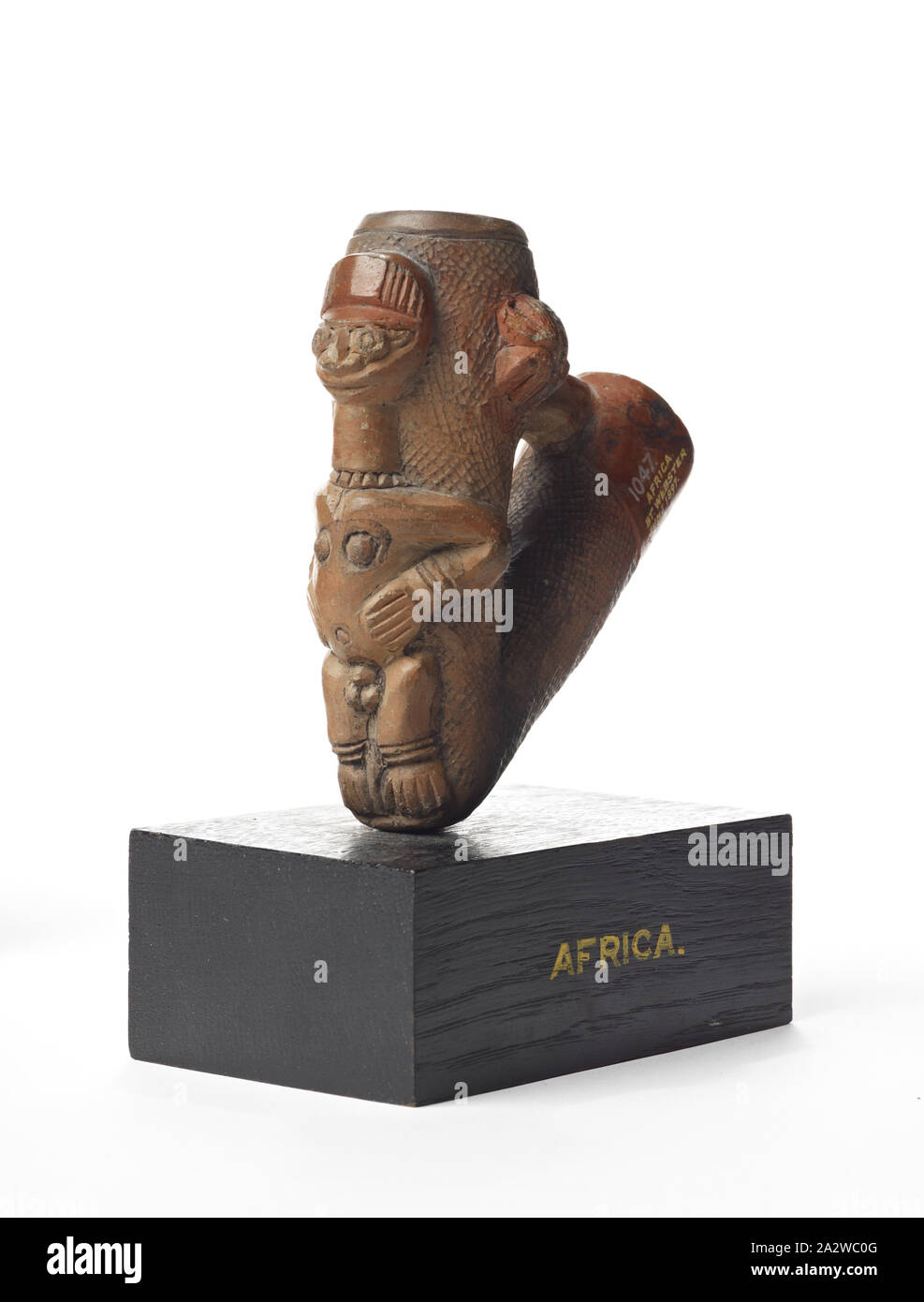 Pipe With Figure Cameroon Grassfields 1850 17 Clay Stem 4 3 4 X 4 1 2 X 2 In Base 4 1 2 X 3 X 1 3 4 In Inscribed In Paint At Side 1047 Africa Bt Webster June 17 P African Art Stock Photo Alamy Pipe With Figure Cameroon Grassfields 1850 17 Clay Stem 4 3 4 X 4 1 2 X 2 In Base 4 1 2 X 3 X 1 3 4 In Inscribed In Paint At Side 1047 Africa Bt Webster June 17 P African Art Stock Photo Alamy
