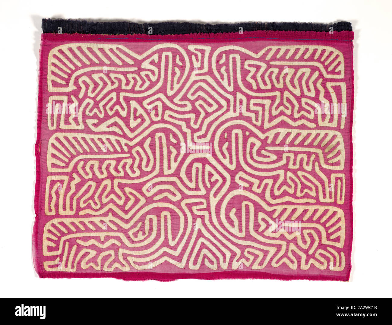 shirt panel (mola), Kuna people, about 1950s, appliqued cotton, 16-7/8 x 20-3/4 in., Textile and Fashion Arts Stock Photo