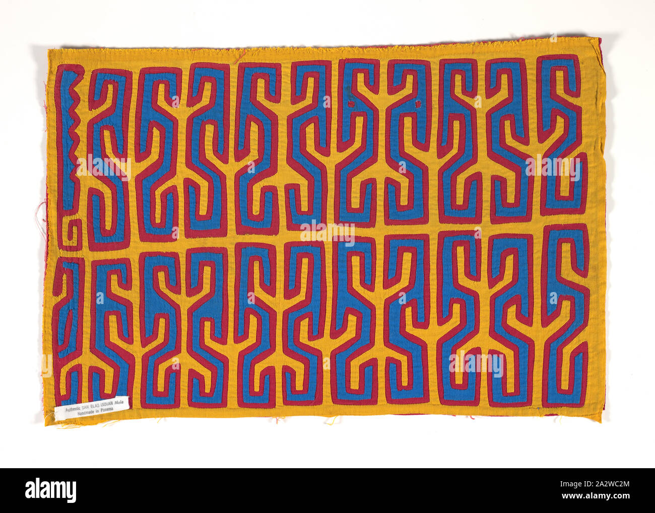 shirt panel (mola), Kuna people, about 1950s, appliqued cotton, 14-3/4 x 21-3/4 in., Textile and Fashion Arts Stock Photo