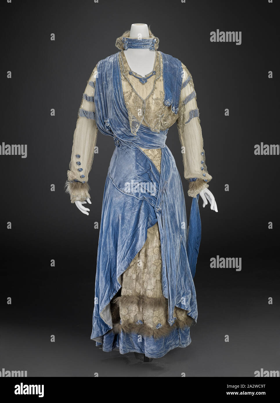 afternoon dress Girolamo Giuseffi Designer American 1864 1934 G. Giuseffi Ladies Tailoring Company Design House American 1910 1914 silk velvet linen lace silk lace fur center front 45 1 2 in. bust 35 ...