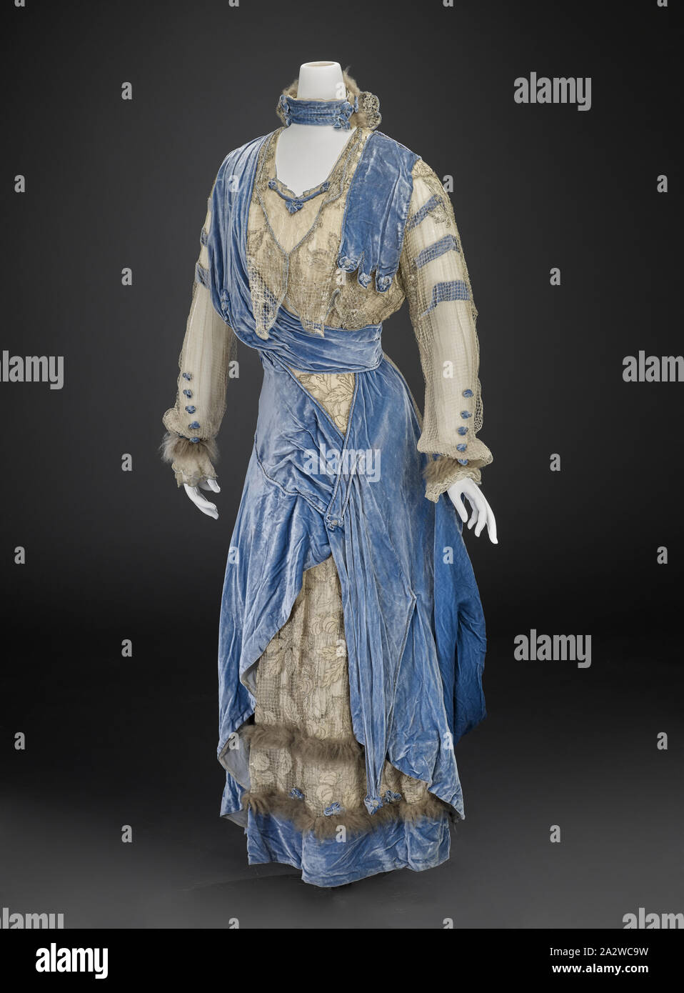 afternoon dress Girolamo Giuseffi Designer American 1864 1934 G. Giuseffi Ladies Tailoring Company Design House American 1910 1914 silk velvet linen lace silk lace fur center front 45 1 2 in. bust 35 ...