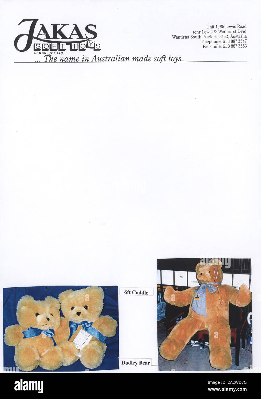 Advertising Flyer - Jakas Soft Toys, 'Dudley Bear' & 'Cuddle Bear', Melbourne, circa 1998, A single page advertising flyer showing two images of teddy bear designs, 'Dudley Bear' and a six foot tall 'Cuddle Bear' known as Big Ted. Jakas Soft Toys was a Melbourne-based company which designed and manufactured genuine high quality soft toys from 1956. Their range included teddy bears, golliwogs and Australian native animals. Jakas Soft Toys ceased production in the late 1990s Stock Photo