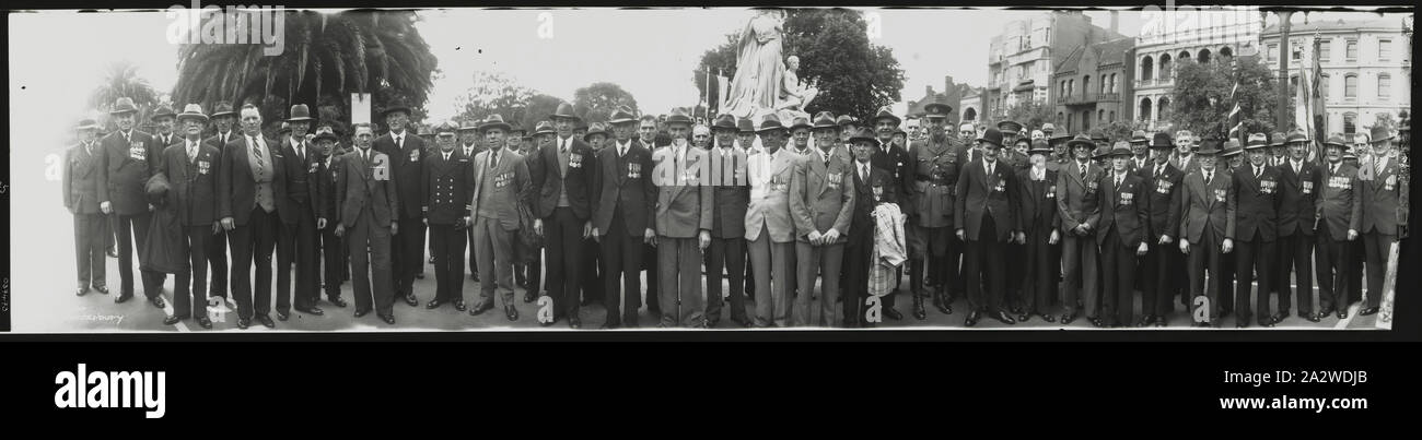 Photograph - Anzac Day, Melbourne, post 1918, Panoramic contact print from the original negative. Anzac Day marchers, Melbourne, post World War I. Donated by the RSL in 1988, the photograph was one of several in turn donated to the RSL by Mrs Glad Shepperd. The group is described as 'Post W.W.I. marchers in Melbourne Stock Photo