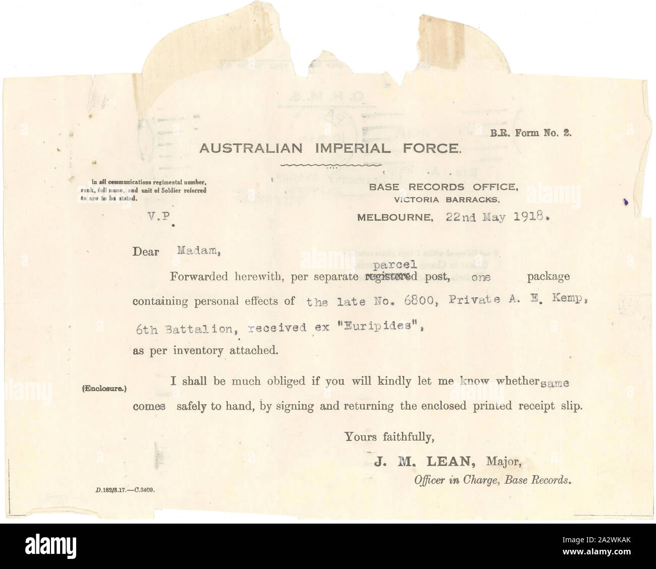 Letter - Australian Imperial Force to Annie Kemp, Personal Effects, 22 May 1918, Alternative Name(s): Lettergram. Aerogram Letter from the Australian Imperial Force In Melbourne to Mrs Annie Kemp relating to the return of personal effects from her husband, Private Albert Kemp, a World War I soldier killed in action on 21 September 1917. The letter explains that she is receiving the a parcel of personal effects from her late husband Private A. E. Kemp, who was killed in Stock Photo