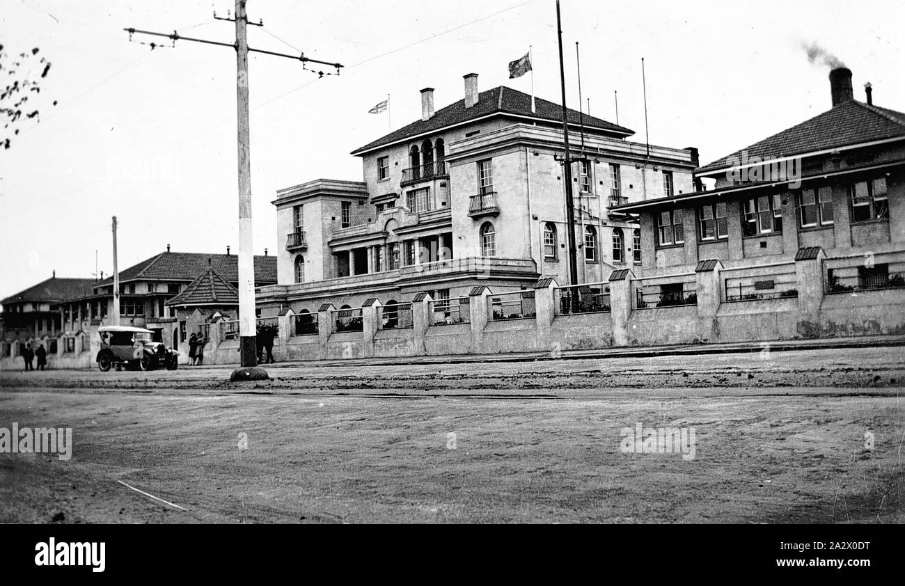 Negative - Geelong, Victoria, circa 1925, The Kitchener Memorial Hospital. There are tram lines in the foreground and a car drawn up by the entrance Stock Photo