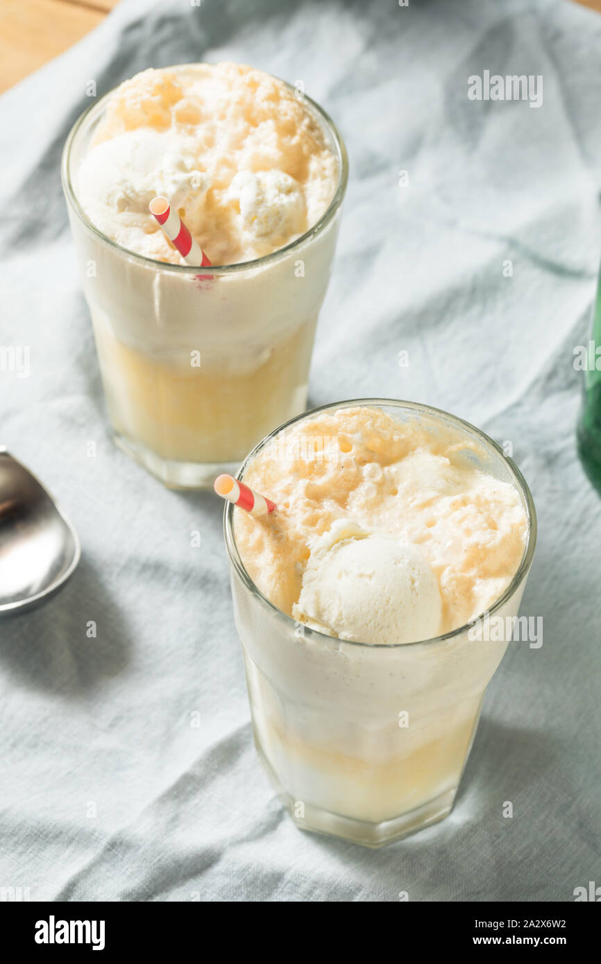 Ginger beer float hires stock photography and images Alamy