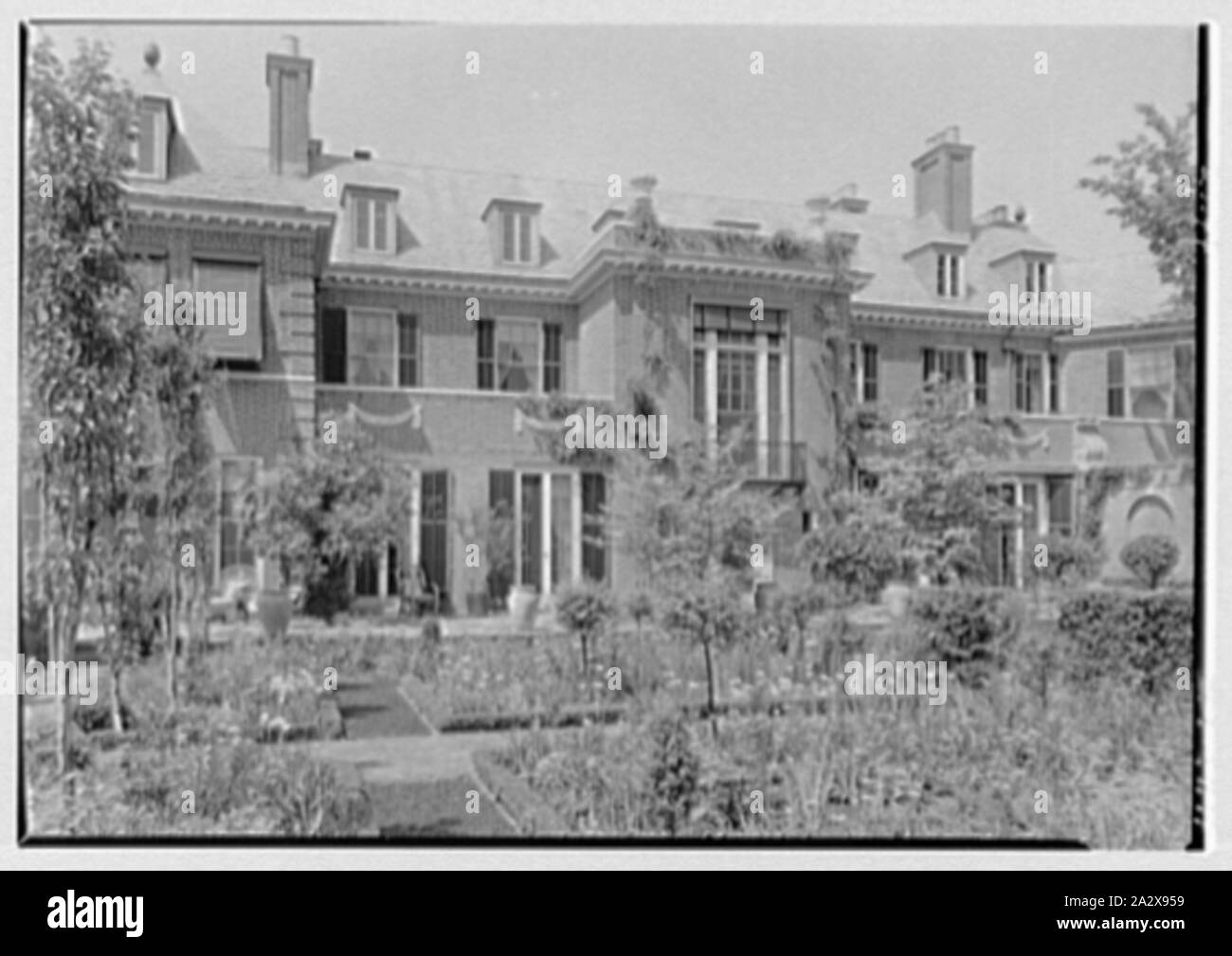 Richard V.N. Gambrill, Vernon Manor, residence in Peapack, New Jersey Stock Photo Alamy