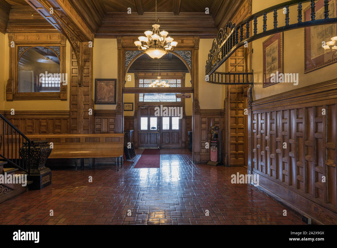 Richly appointed hallway of the Pueblo Union Depot in Pueblo, Colorado, designed by architect Frank V. Newell and built by Puebloans Henry Thatcher and Mahlon Thatcher in the Richardsonian Romanesque style in 1889-1890 Stock Photo