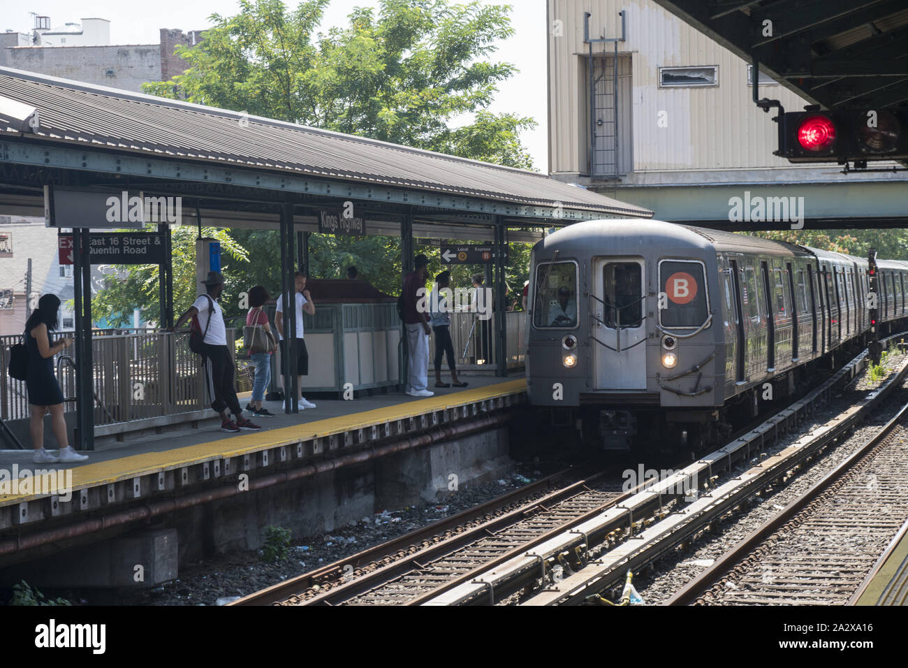 Kings highway brooklyn hires stock photography and images Alamy