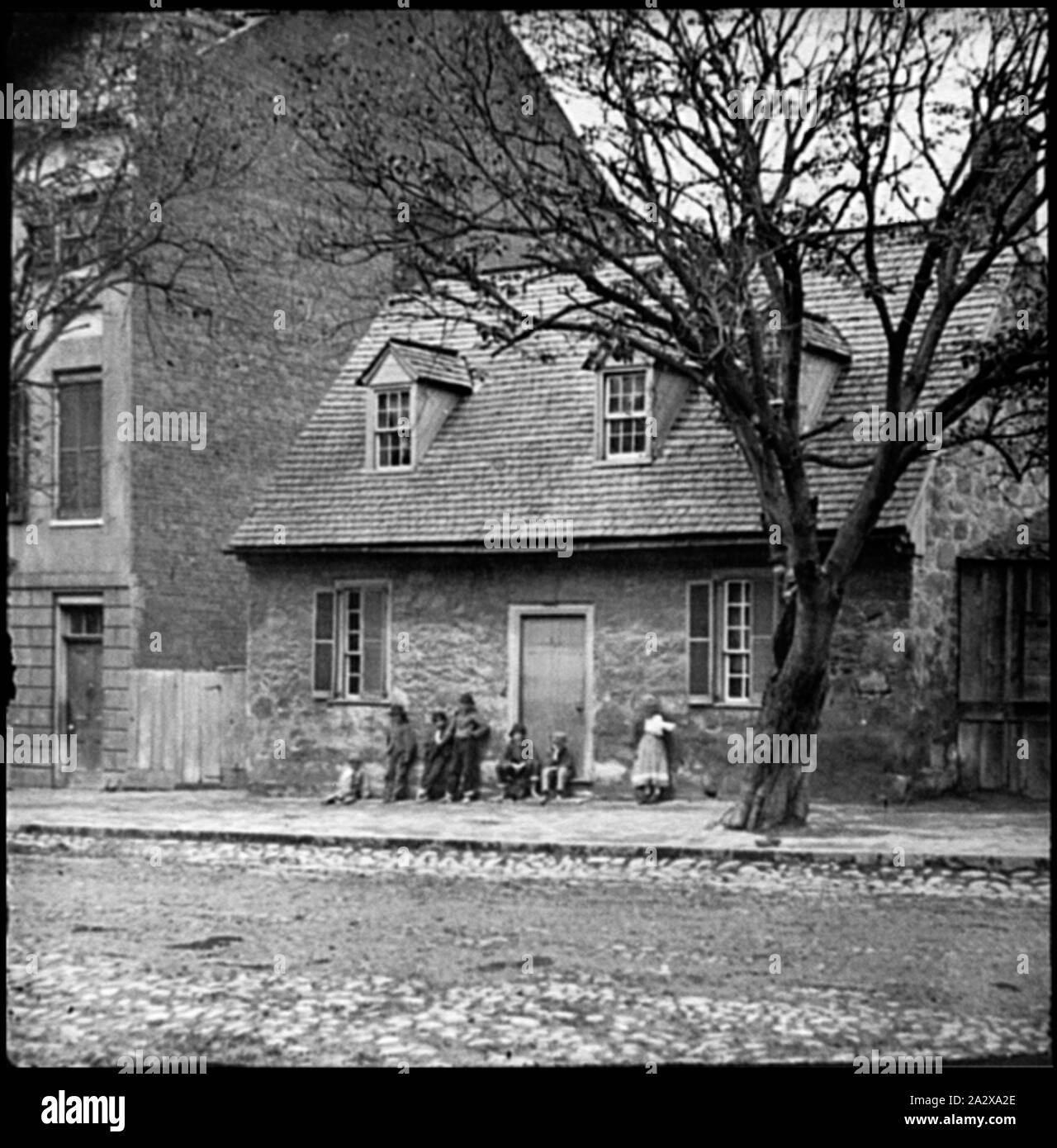Richmond, Va. The Old Stone House (Washington's headquarters, 1916 East Main Street Stock Photo