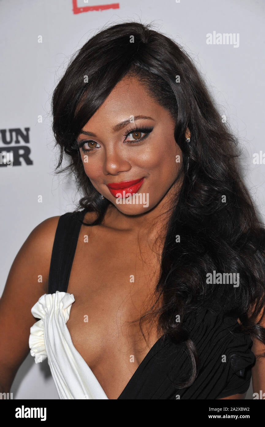 Tiffany hines machine gun preacher premiere hi res stock photography