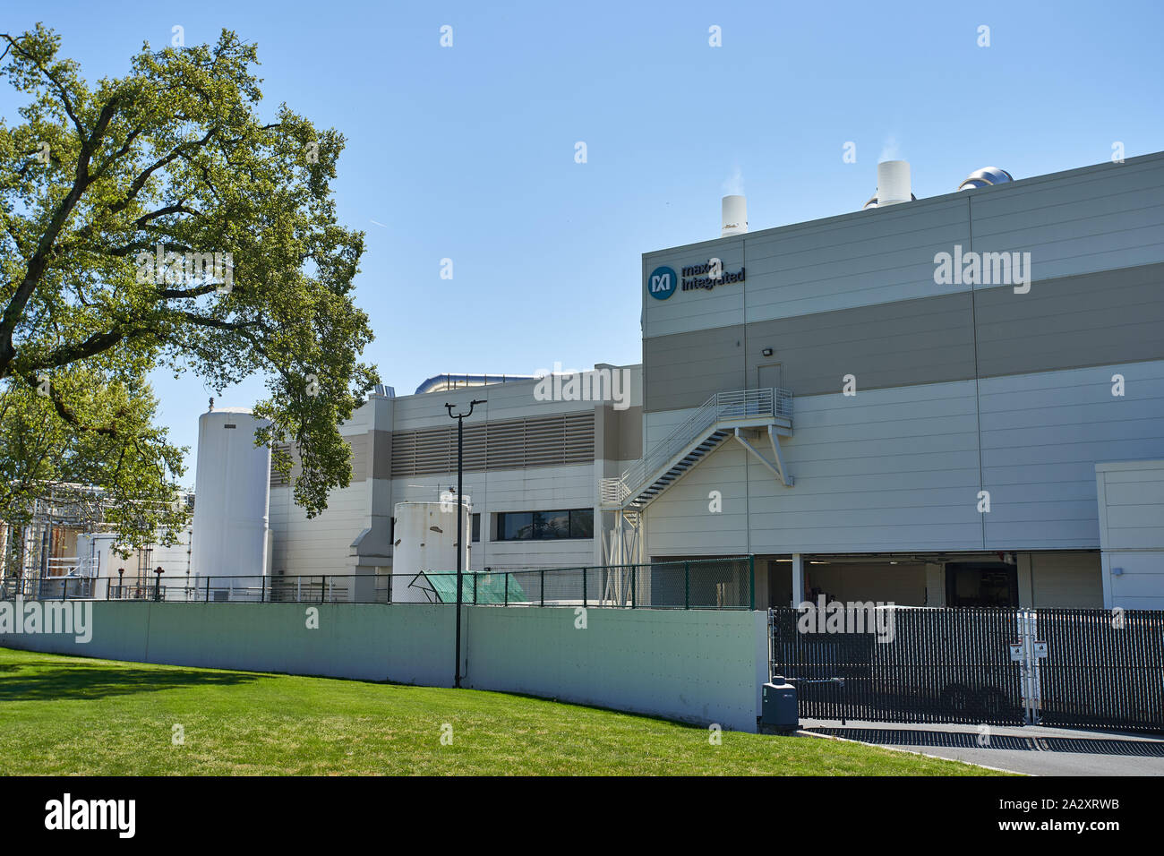 American integrated circuits manufacturer Maxim Integrated's Beaverton facility in Oregon, seen on Apr 30, 2019. Stock Photo