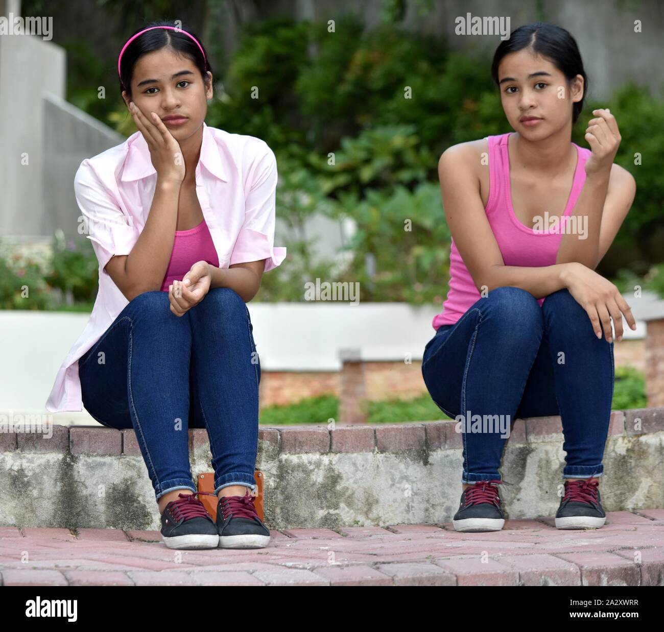 Twins Teens High Resolution Stock Photography And Images Alamy