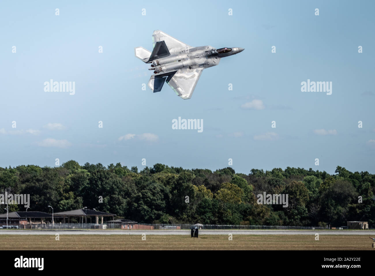 U.S. Air Force Maj. Paul Lopez, F-22 Demo Team commander, flies during the Thunder over Georgia Air Show at Robins Air Force Base, Sept. 28, 2019. Performing on behalf of Air Combat Command, the 13-member team travels to 25 air shows a season to showcase the performance and capabilities of the world's premier 5th-generation fighter. (U.S. Air Force photo by 2nd Lt. Sam Eckholm) Stock Photo