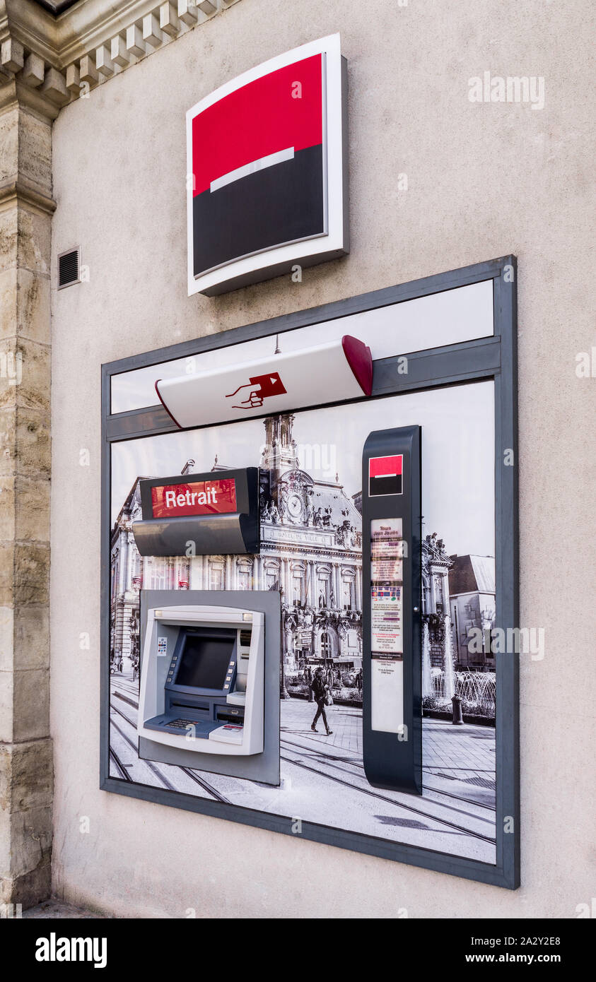 'Societe Generale' bank cash machine - France. Stock Photo