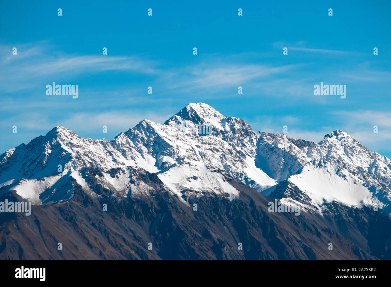 Mountains Winter Landscape With Snow Snow Capped Mountain Range In Canterbury New Zealand Ice Cold Winter Season Environment Stock Photo Alamy
