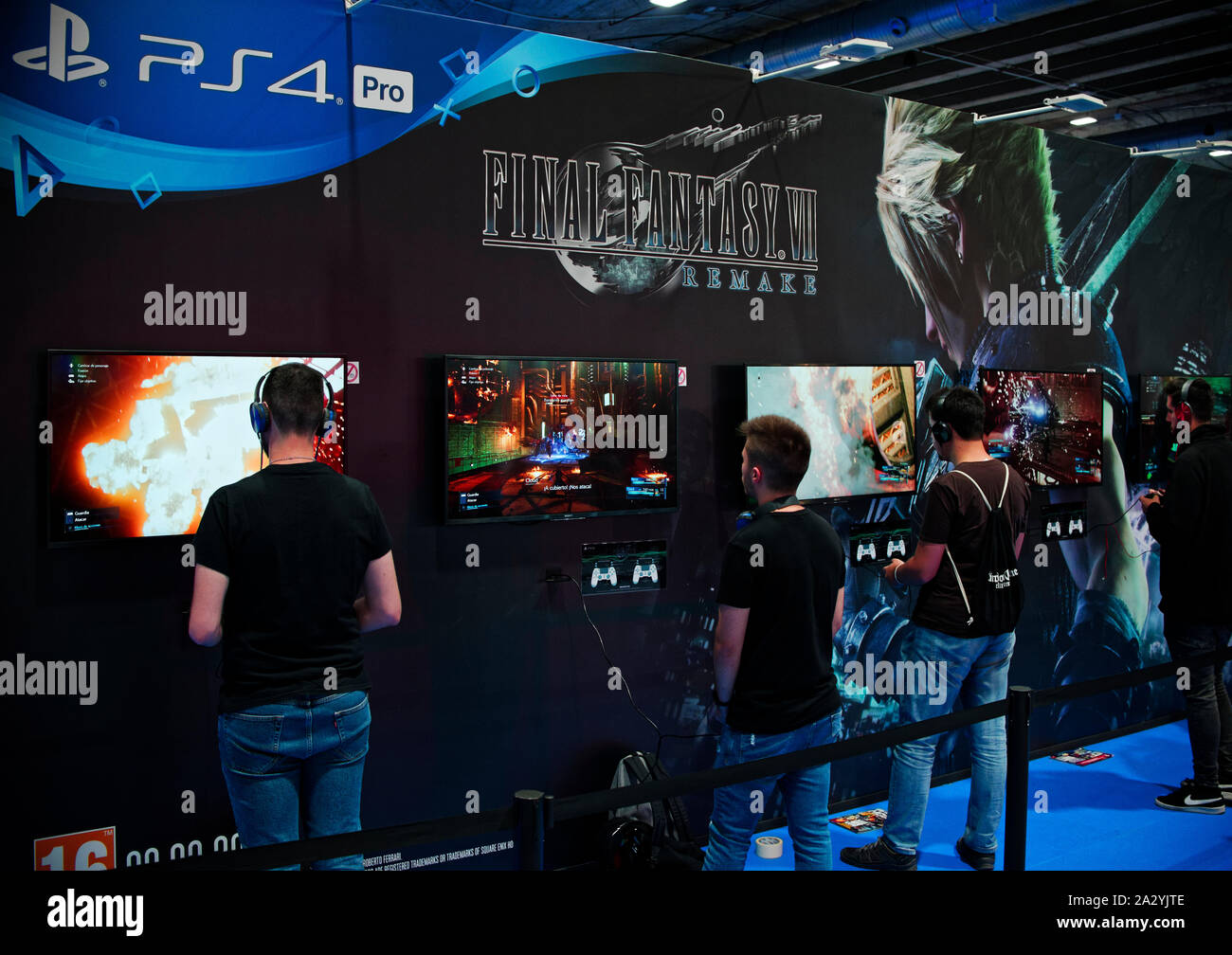 IFEMA, Madrid, Spain. 03th October, 2019. Final Fantasy 7 Remake video game exhibition at the Madrid Games Week / Video game fair, in Madrid. EnriquePSans/Alamy Live News Stock Photo