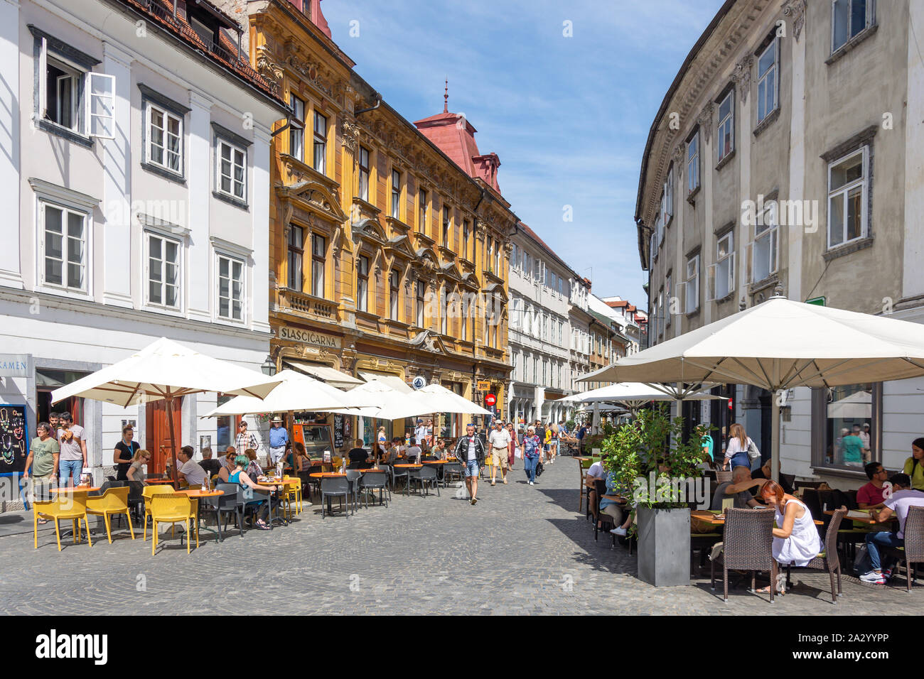 Outdoor restaurants, Gornji trg, Old Town, Ljubljana, Slovenia Stock Photo