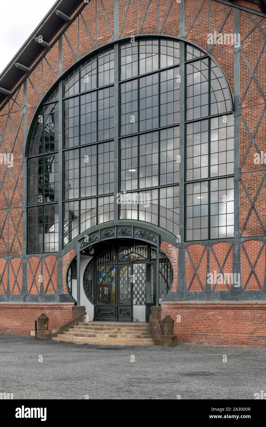 Massive Art Nouveau / Deco Engine room and colliery at LWL Industrial ...